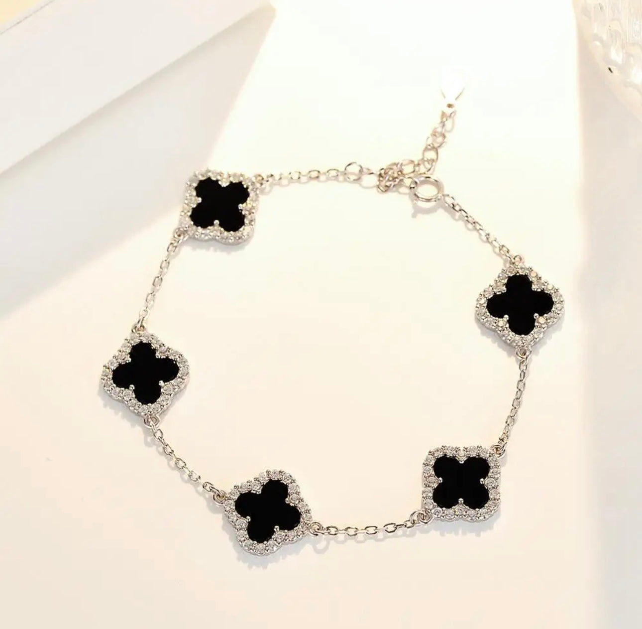Noir Clover Bracelet