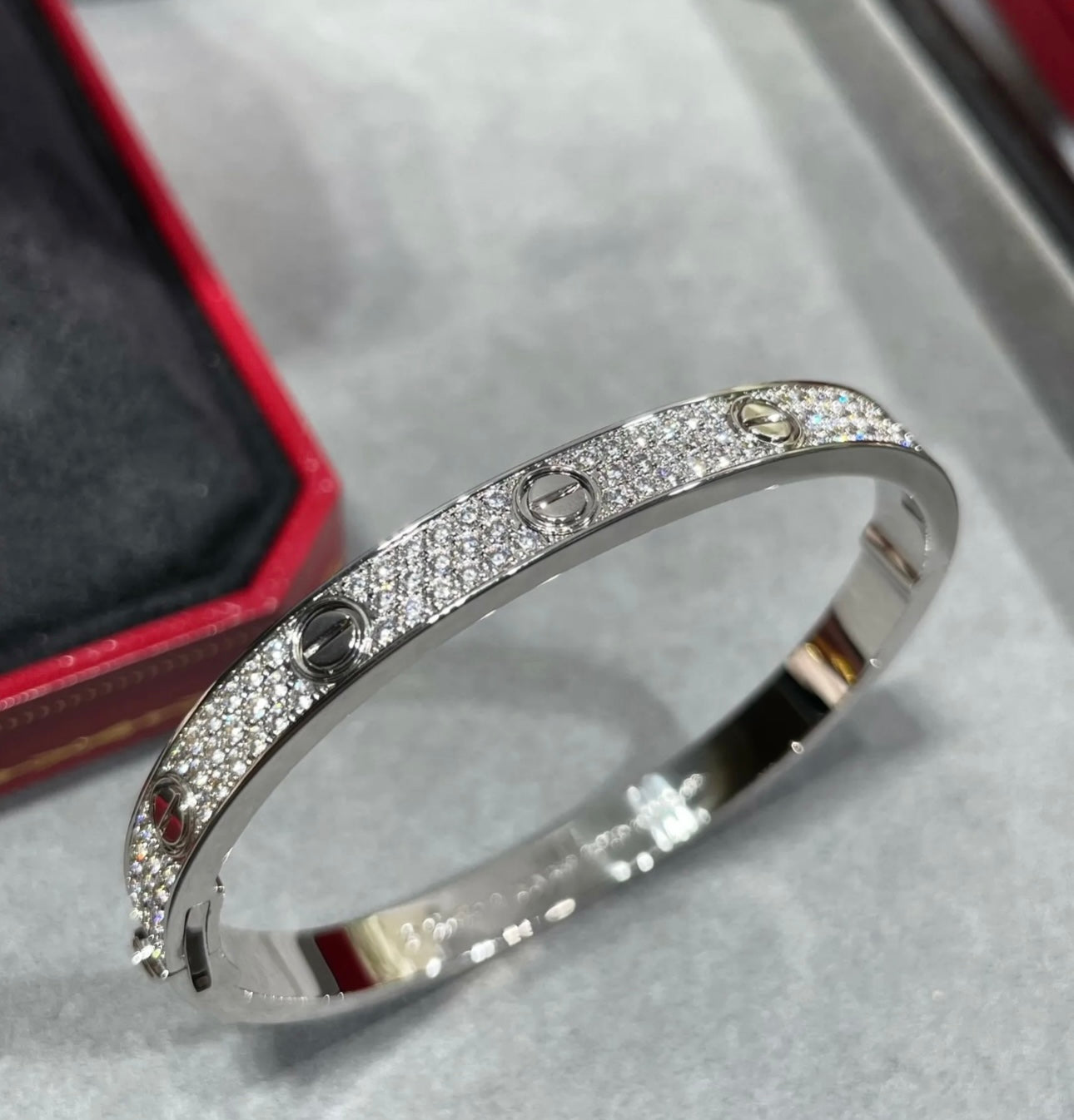 Love Bangle - Silver